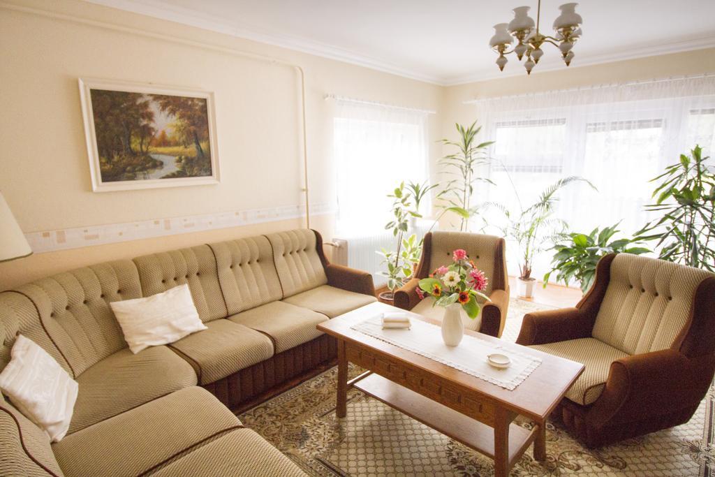Margo Apartman Fonyód Rom bilde